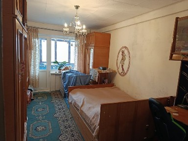 Продам 2 ком. квартиру ул. Алтайская.