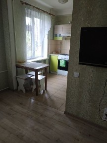 Здається євродвушка біля метро Святошино