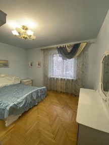 Оренда трикімнатної квартири по вулиці Чорновола