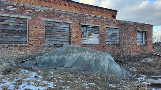 Продам базу для деревообробної промисловості