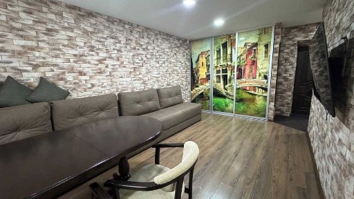 Оренда 2 кім квартири в Центрі