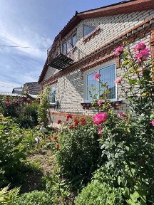 У продажу гарний будинок! Можна під Сертифікат!