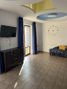 Довготривала оренда котеджу 4кімнати. Ціна: 700$