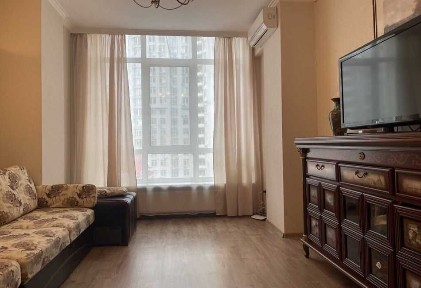 baz-03 Продам 2 ком. на Французском б.