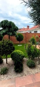 Відмінний будинок у Совіньоні шукає нових власників.