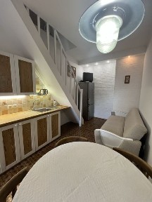 Здається реальна квартира поруч з Центром міста