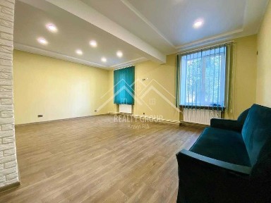 Оренда гарної 1-к квартири з автономкою на 96-му кварталі!