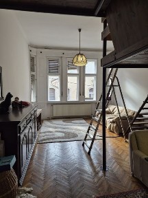 Продаж 2-кімн. квартири в центрі