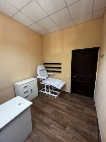 Офис на 95кв. (без мебели)