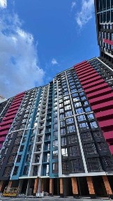 Продаж 2-кімнатної квартири в центрі ЖК