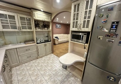 Оренда 3х кімнатної квартири у Дніпровському р-ні (Ладозька 12)