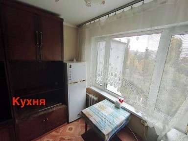 Київ, Дніпровський, А. Соловяненка 8