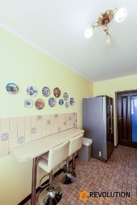 БЕЗ КОМІСІЇ; Оренда 3 кім; вул. Макіївська 7;23 000грн