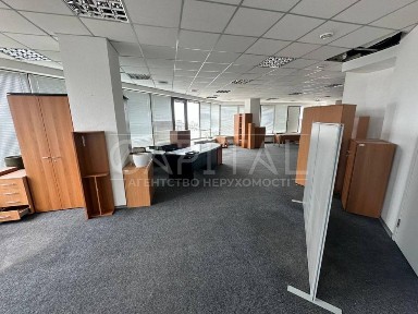 Оренда офісу, вул. Велика Житомирська, Центр