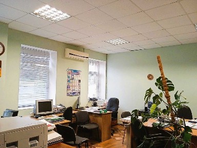 Продається приміщення 50 кв. м в центрі