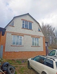 Продам міцний добротний цегляний будинок у Будах