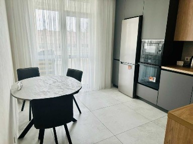 Новобудова, Стрийська Ц 