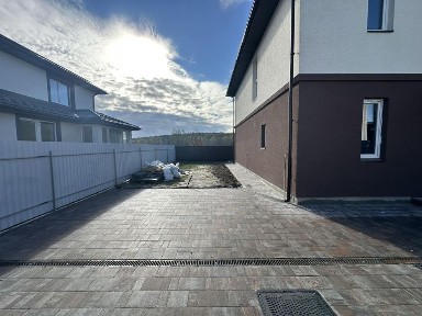 Ваш дім мрії в Юровці-поруч із Києвом!