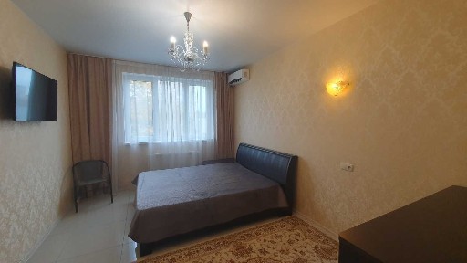 Киев, Юрия Клена ул., Іллєнка, 51Б