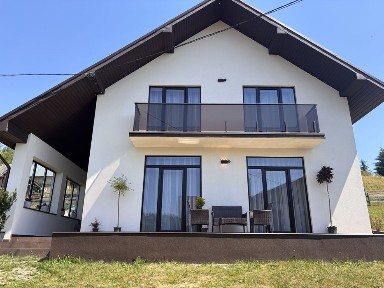 Поляниця (Буковель), вул. Вишня 165