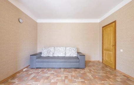 Продаж однокімнатной квартири набережна Черемушки.