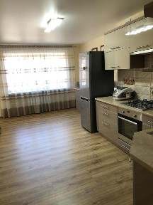 Вул. Горбачевського 2 кім + кухня студія