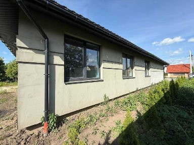 Продаж будинку з ремонтом в c.Ременів біля Львова