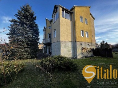 Продаж будинку, Наварія