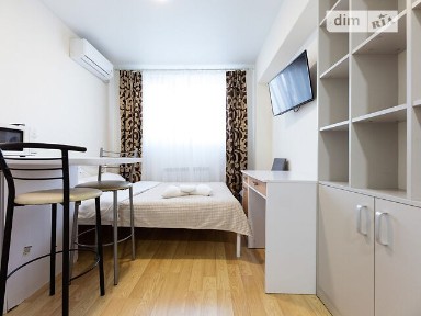 Машинобудівна вулиця, район Солом'янський, Київ, метро Берестейська, вул. Машинобудівна 41 • ID 32409323