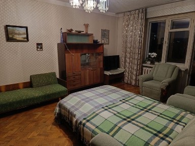 Здається двокімнатна квартира, вул. Гоголівська 36 ( тихий центр міста)