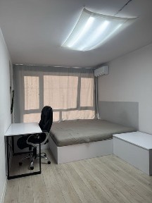 Київ, Дніпровський, вулиця Романа Мстиславича 8