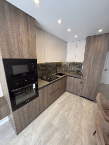 Продається 2-х кімнатна квартира на провулку Цегельному Дружба / Центр