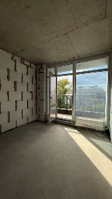 Продам срочно трехкомнатную квартиру в центре города. Софиевская улица