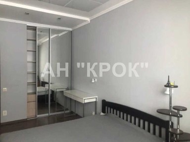 Продаж 3-к квартири в Центрі !