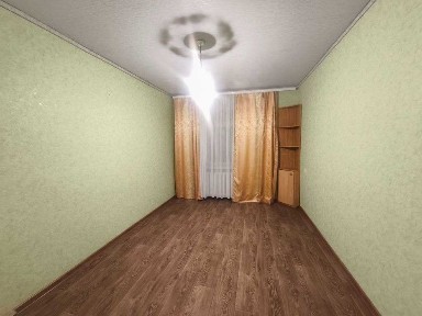 Здам 2к, Придніпровськ (вул. К. Осьмака) !