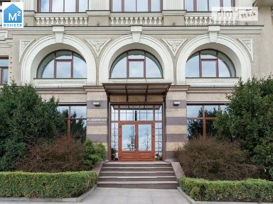 Київ, вул. Петра Сагайдачного 11