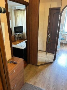 Сдам 1-комн. кв. р-н Малинвского, 4/9,на длительный срок.