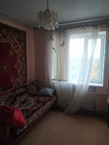 Продається трьох кімнатна квартира