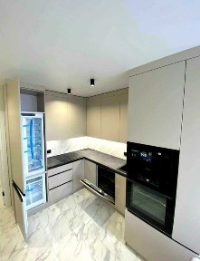 ПРОСТОРА та СТИЛЬНА 2-кім. квартира на МИТНИЦІ!/к