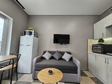 Оренда двоповерхового таунхауса 30m2 з ремонтом