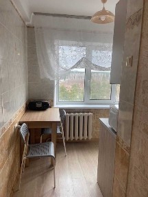 Вул. Кубанської України, б. 15/13, гарна квартира м. Лісова. Вільна!