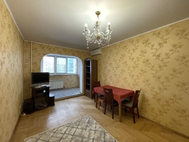 Київ, Дарницький, Григоренко Петра проспект 27