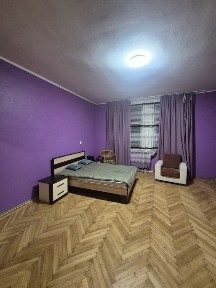 Здається в оренду квартира по вул Довженко поруч з Набережною