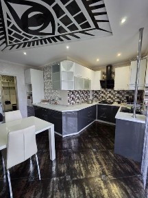 Івано-Франківська область, Крихівці