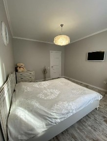 Подобово Vip апартаменти у Центрi мicта