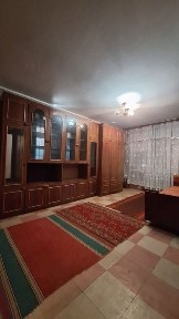 Оренда однокімнатної квартири біля Дендропарку.