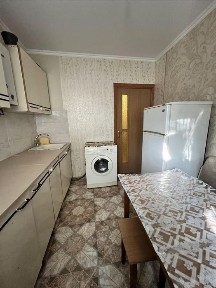 Здам світлу, охайну 1- кімнатну квартиру у самісінькому центрі міста!