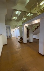 Здається приміщення вул. Хотинська