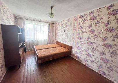 Продаж 3 кімнати під ремонт в Гнівані