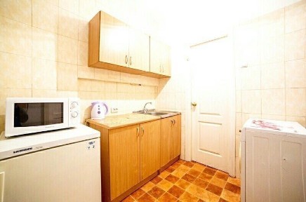 Воєнний госпіталь, Личаківська, Чехова, Погодинно-Подобово